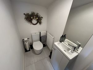 Photo 19- click for photo gallery